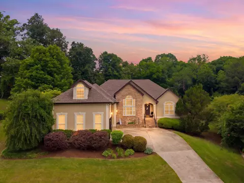 9449 Lazy Circles Dr, Ooltewah, TN 37363
