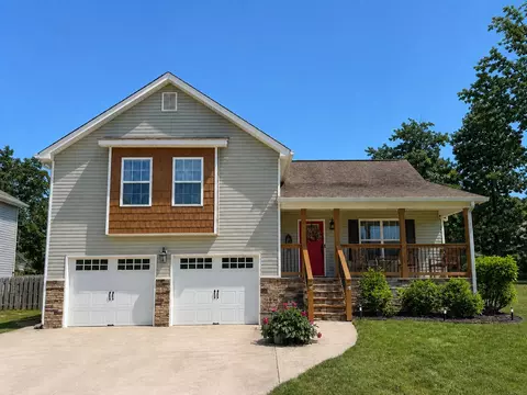 1848 Short Leaf Ln, Soddy Daisy, TN 37379