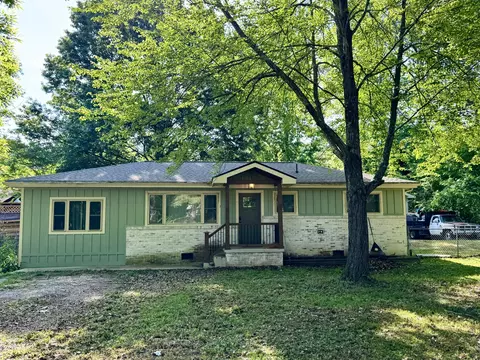 72 Cherokee Trl, Ringgold, GA 30736