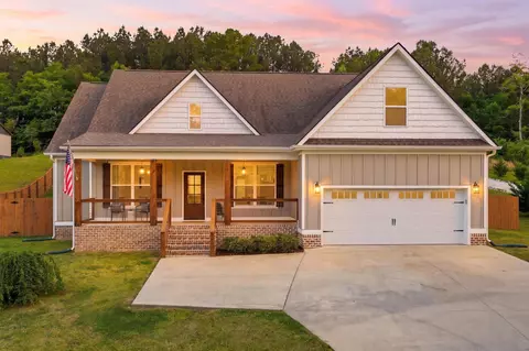 831 Dedmon Rd, Ringgold, GA 30736