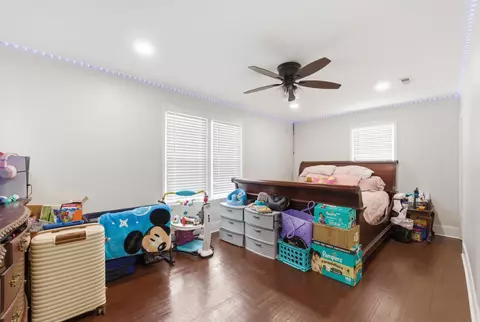 Bedroom - 6133 E Brainerd Rd, Chattanooga, TN 37421 photo 6 of 7