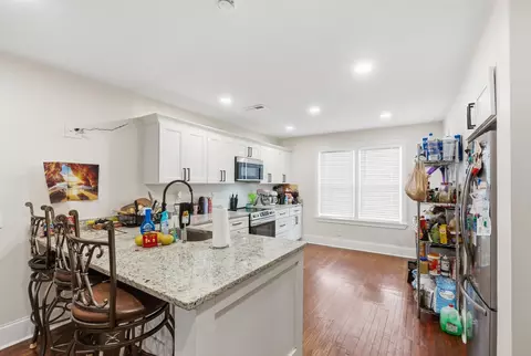 Kitchen - 6133 E Brainerd Rd, Chattanooga, TN 37421 photo 1 of 2