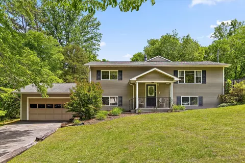 10246 Scenic View Dr, Ooltewah, TN 37363