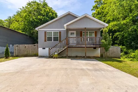 619 Cascade Dr, Dalton, GA 30720