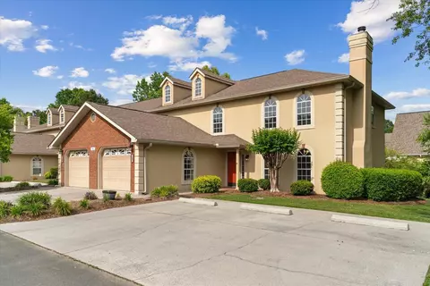 1702 White Oak Ln #17, Dalton, GA 30721