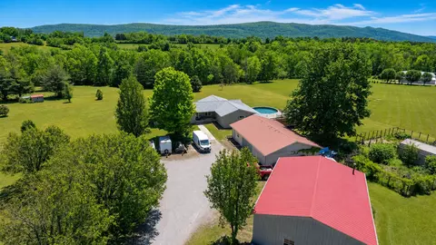 379 Turner Rd, Crossville, TN 38555