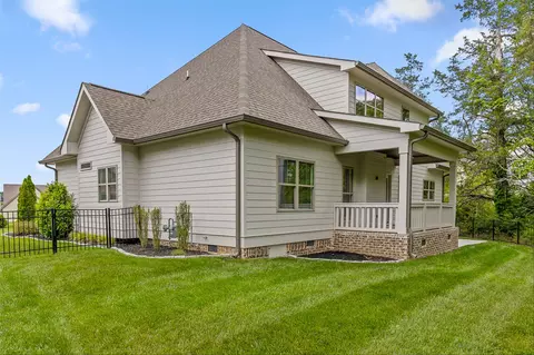 Exterior - 4037 Barnsley Loop, Ooltewah, TN 37363 photo 4 of 6