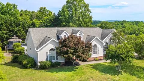 6601 Woody Cove Ln, Harrison, TN 37341