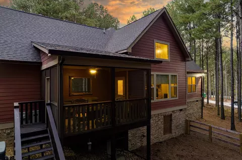 Exterior - 316 Compass Dr, Jasper, TN 37347 photo 5 of 19