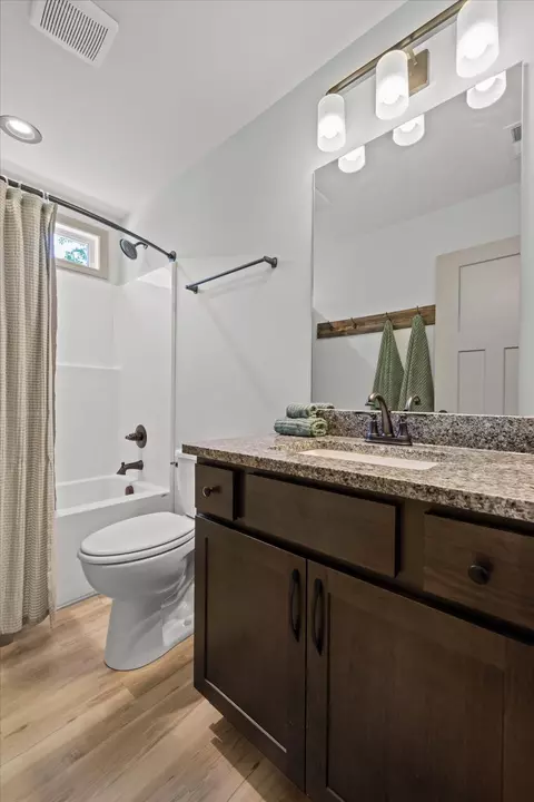 Bath - 3227 Bluff View Dr W, Dunlap, TN 37327 photo 6 of 6