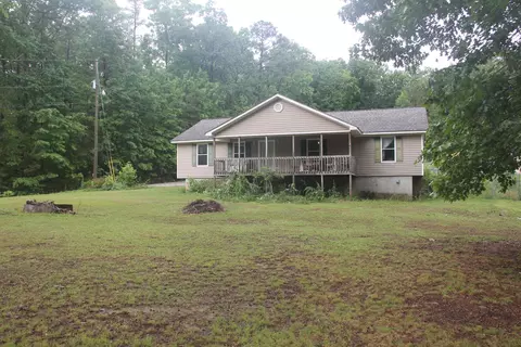 48 Comet Ln, Tunnel Hill, GA 30755