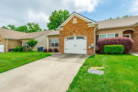 7548 Magnolia Leaf Ln, Chattanooga, TN 37421