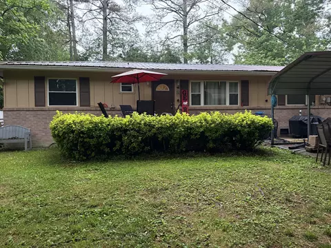 516 Springhill Heights Cir, Tunnel Hill, GA 30755