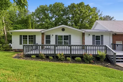 2404 Dove Ln, Chattanooga, TN 37421