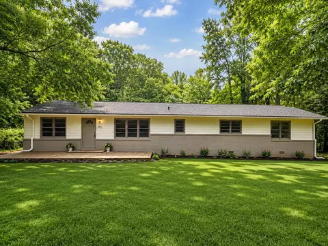 504 Abney St, Lafayette, GA 30728