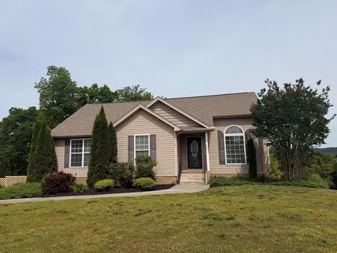 7357 Tiercel Dr, Ooltewah, TN 37363