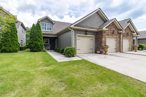 232 Templeton Ln, Hixson, TN 37343