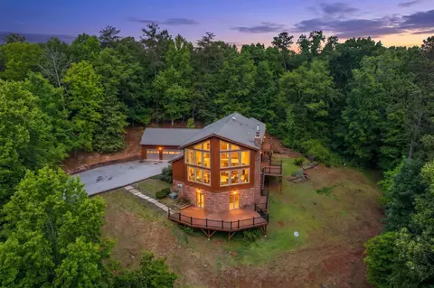 826 Clearview Dr, Ringgold, GA 30736