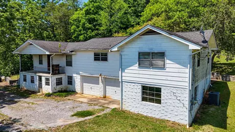 1403 Ogrady Dr, Chattanooga, TN 37419
