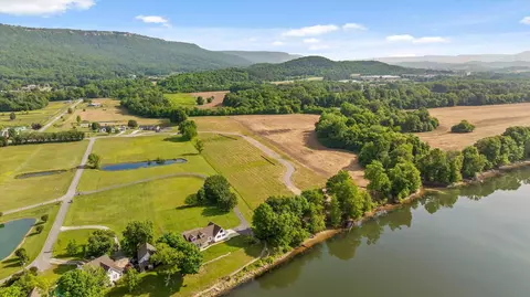 1030 Water Front Pl, Kimball, TN 37347