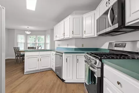 Kitchen - 636 Pine Brow Trl, Chattanooga, TN 37421 photo 3 of 5