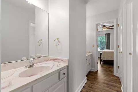 Entry Way - 636 Pine Brow Trl, Chattanooga, TN 37421 photo 3 of 4