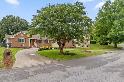 Exterior - 636 Pine Brow Trl, Chattanooga, TN 37421 photo 3 of 10