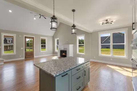 Living - 126 Mila Mae, Ocoee, TN 37361 photo 5 of 7