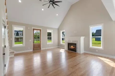 Living - 126 Mila Mae, Ocoee, TN 37361 photo 2 of 7