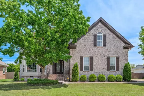 2406 Laurelton Creek Ln, Chattanooga, TN 37421