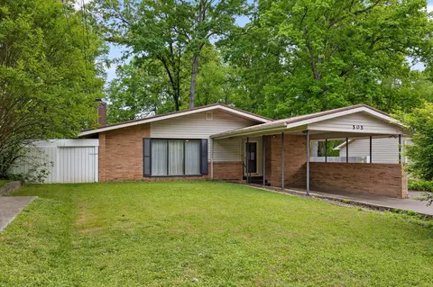 505 Thomas Dr, Rossville, GA 30741