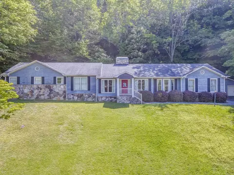 308 N Tibbs Rd, Dalton, GA 30720