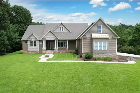 332 Harris Rd SE, Old Fort, TN 37362