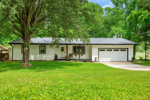 7535 Irongate Dr, Hixson, TN 37343
