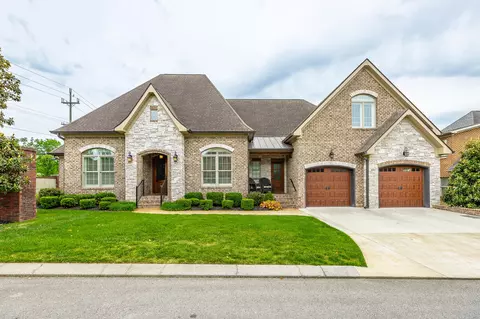 8997 Rostis Ln, Chattanooga, TN 37421