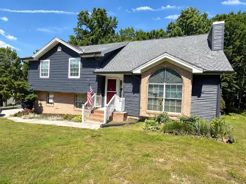 533 Middle View Dr, Ringgold, GA 30736