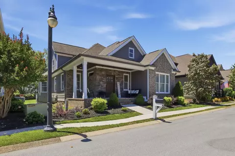 8755 Gentle Mist Cir, Ooltewah, TN 37363