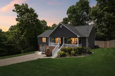 11 Hillside Dr, Ringgold, GA 30736