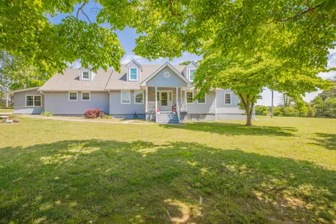 70 Cottage Ln, Chickamauga, GA 30707