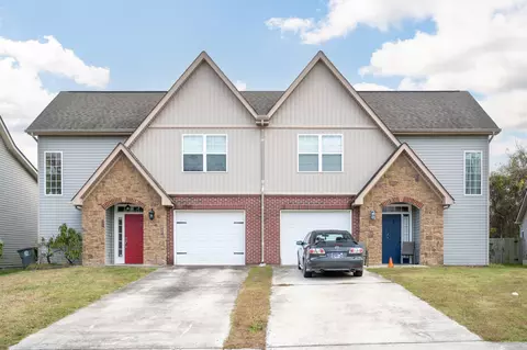 2748 Stone Trace Dr, Chattanooga, TN 37421