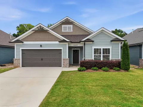 8489 Cherrybark Ln, Ooltewah, TN 37363