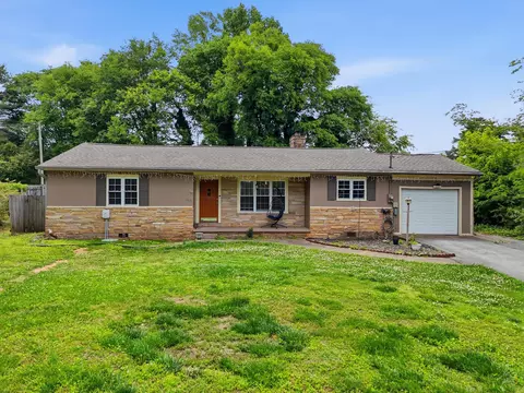 807 Tennessee Ave, Athens, TN 37303