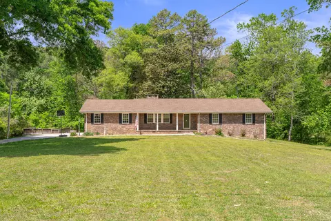 3322 Post Oak Rd, Ringgold, GA 30736