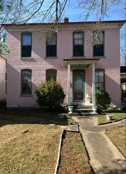 416 Oak Ave, South Pittsburg, TN 37380