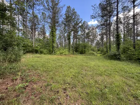 82 Bennie Camp Rd, Dunlap, TN 37327