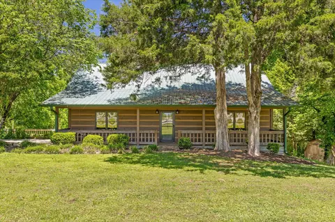 10911 E Brainerd Rd, Apison, TN 37302