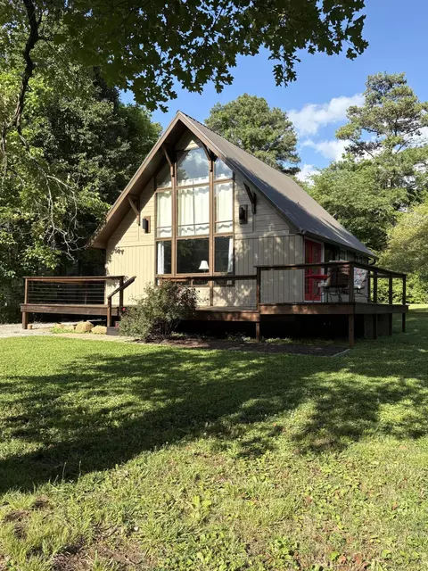 199 Vero Beach Ave, Rossville, GA 30741