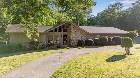 211 Blueberry Hill Rd NW, Cleveland, TN 37312