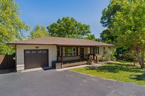 3900 Laird Ln, Chattanooga, TN 37415