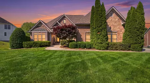 9219 Crystal Brook Dr, Apison, TN 37302